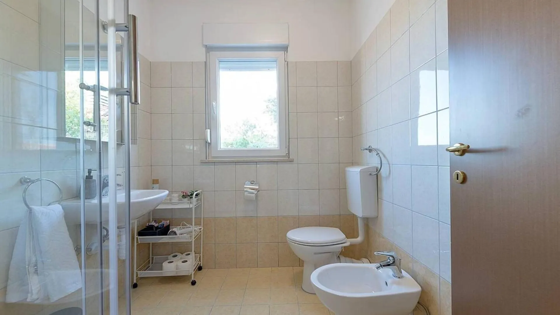 Luxury Apartment Two Bedrooms Jacuzzi Traù