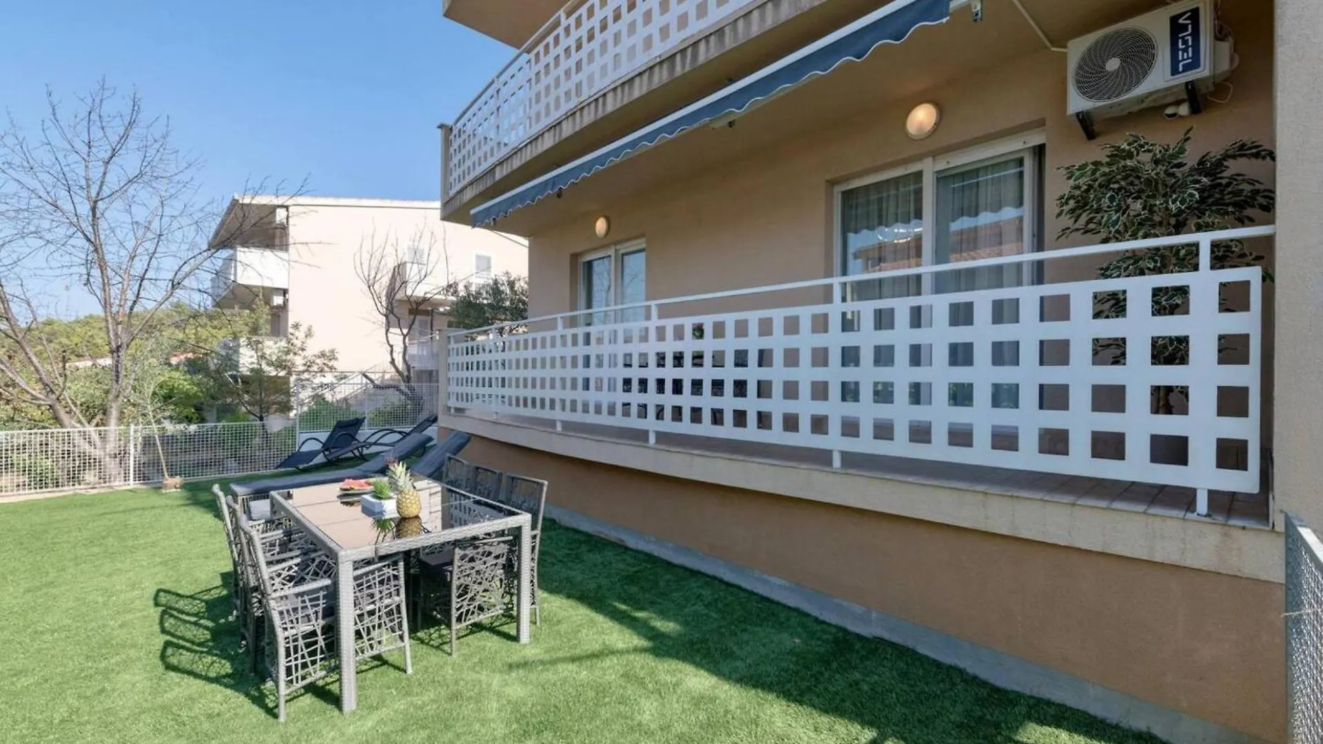 Luxury Apartment Two Bedrooms Jacuzzi Traù